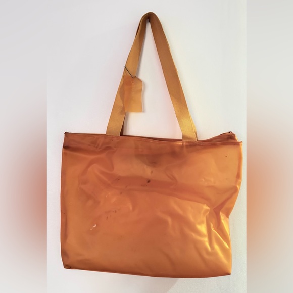 🧡Bloomingdale's Vibrant Orange Tote Bag with Orange Bloomingdale’s towel🧡 - Picture 2 of 4